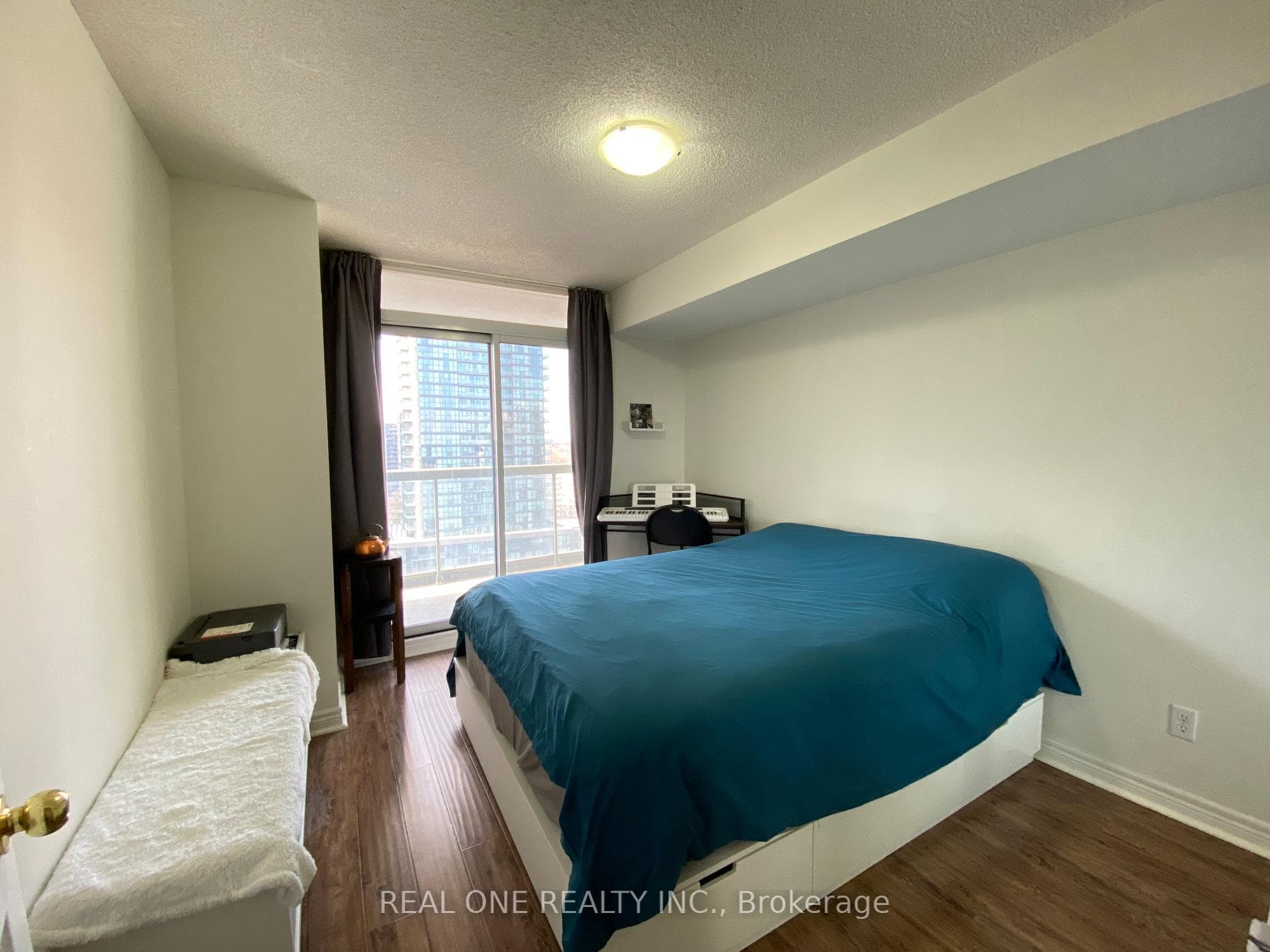28 Empress Avenue Unit 1917 photo 1