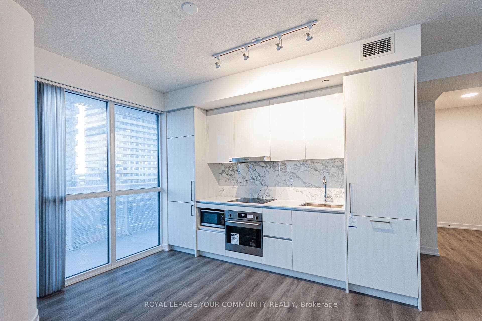 225 Commerce Street Unit 712 photo 6
