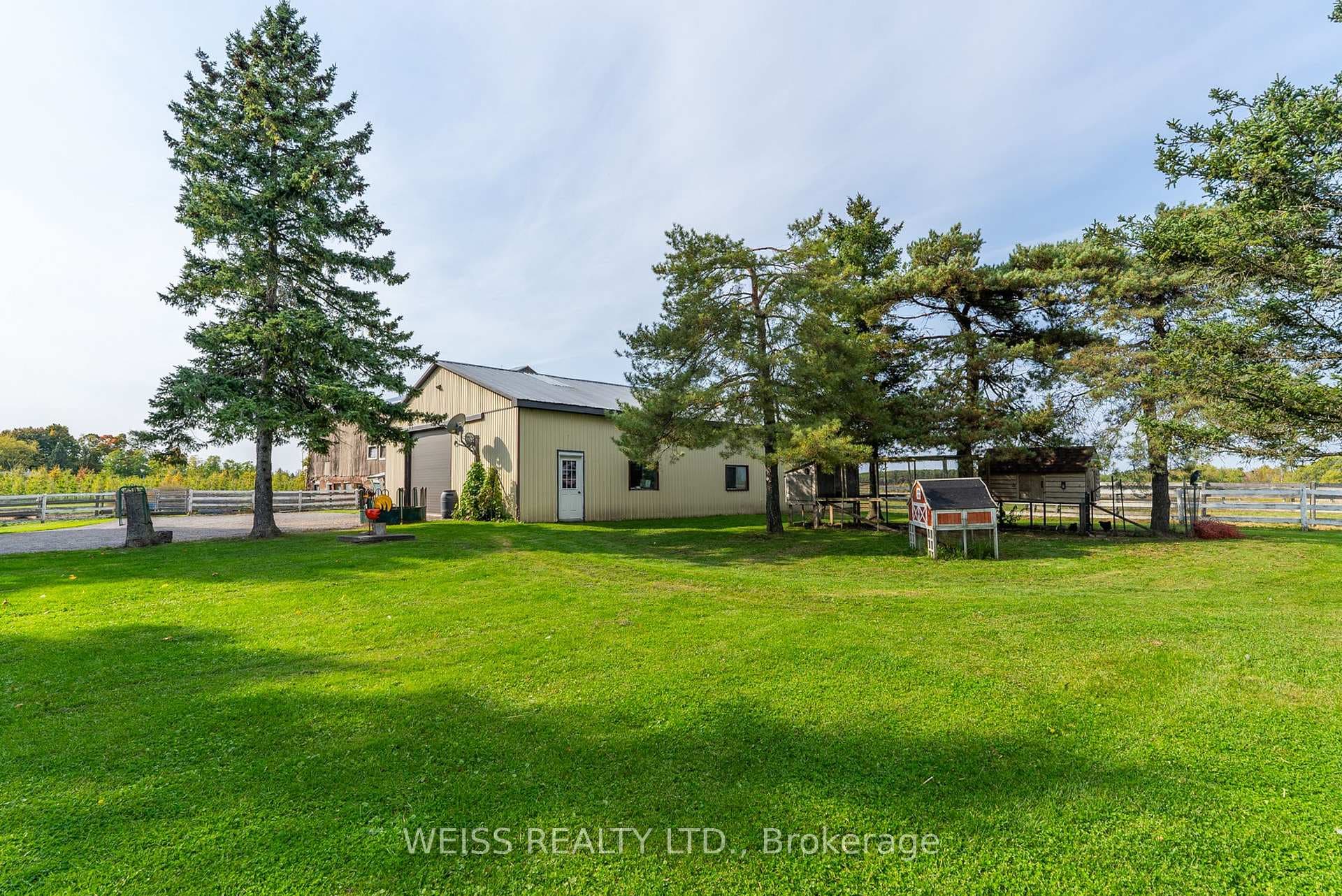 772 Townline Road photo 21