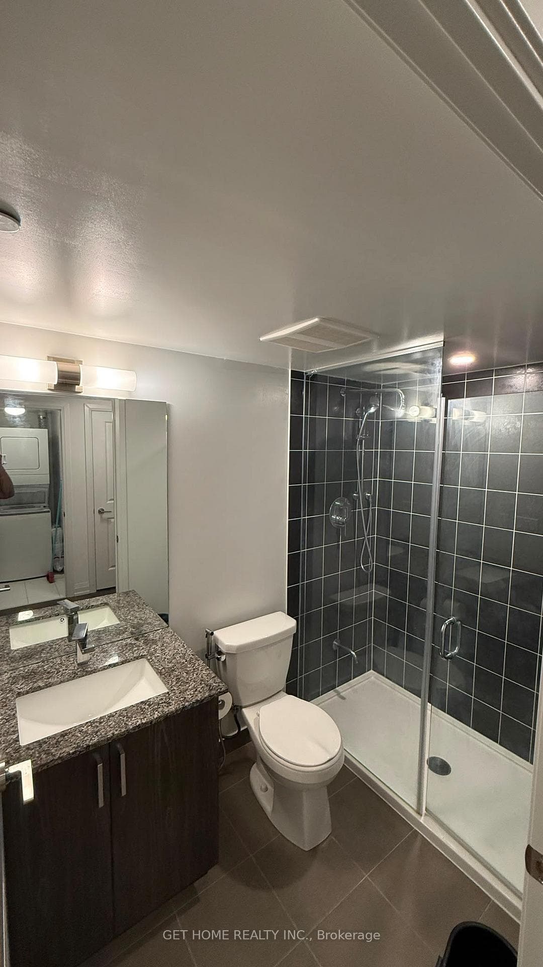 20 Meadowglen Place Unit 2401 photo 13