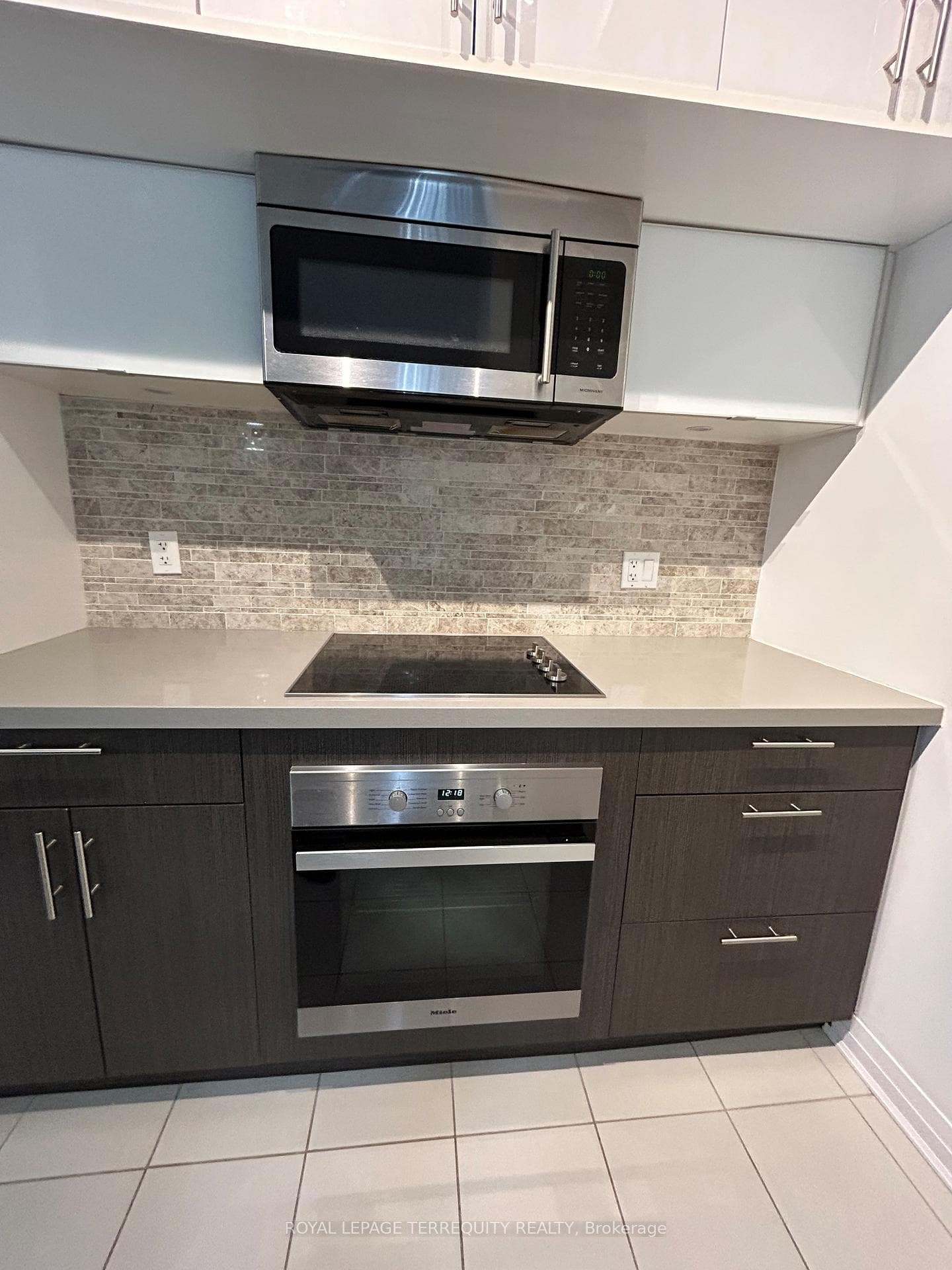 8 Mercer Street Unit 706 photo 15