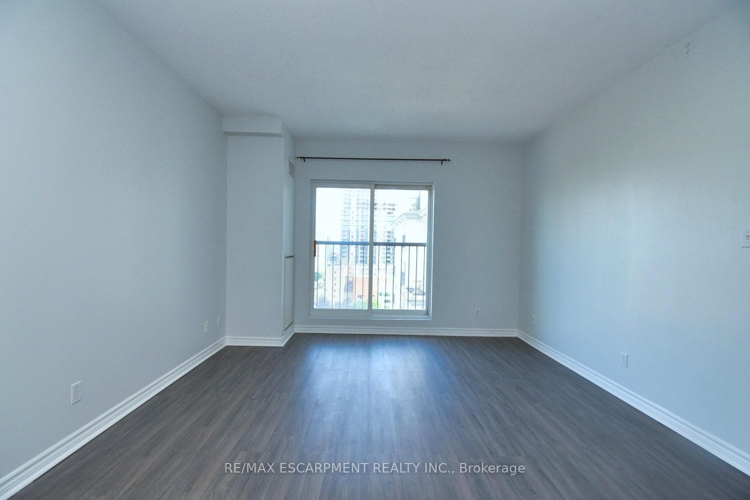 135 James Street Unit 1015 photo 5