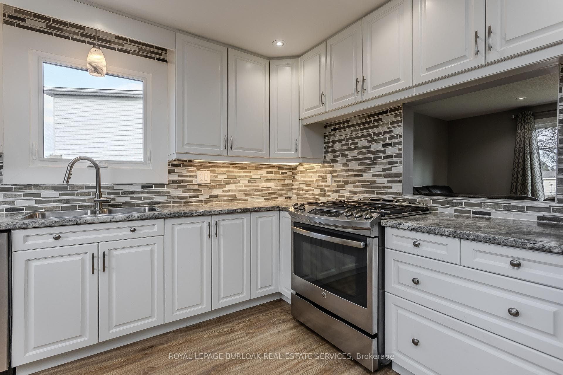 30 Graywood Road photo 8