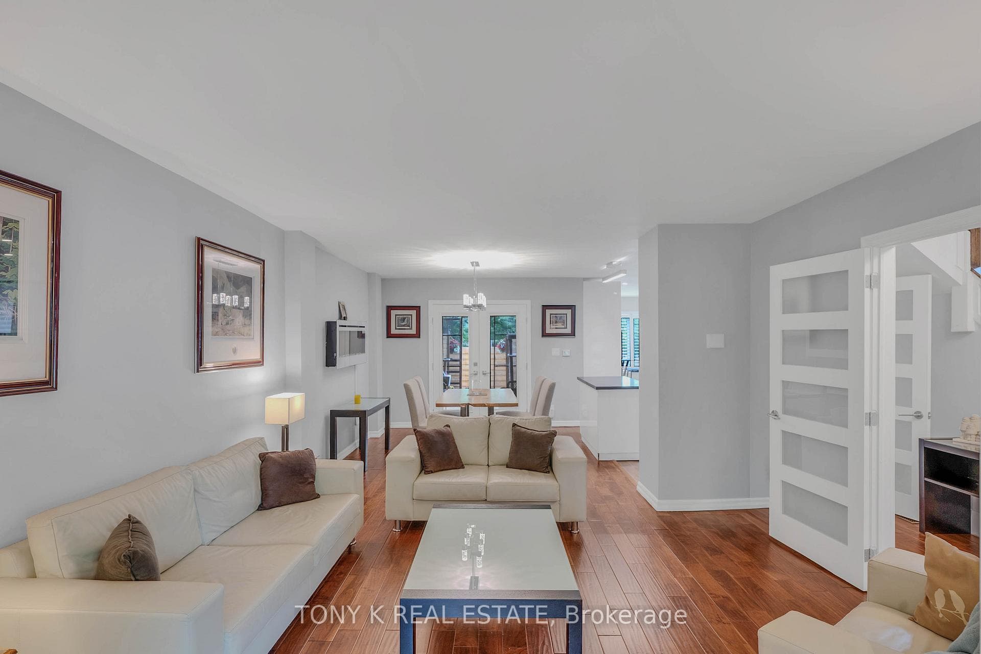 111 Eastwood Avenue photo 3