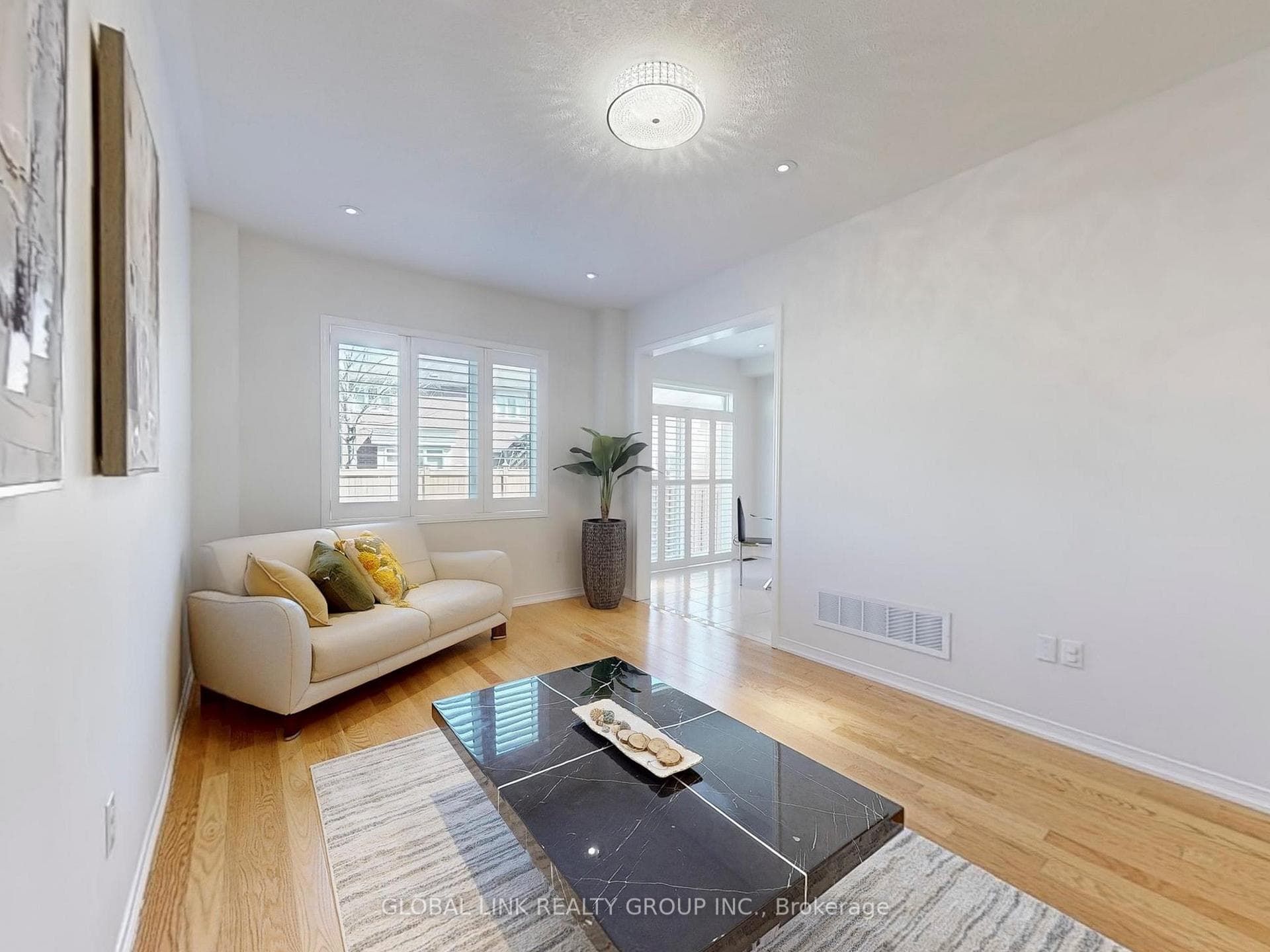 98 Wilf Morden Road photo 10