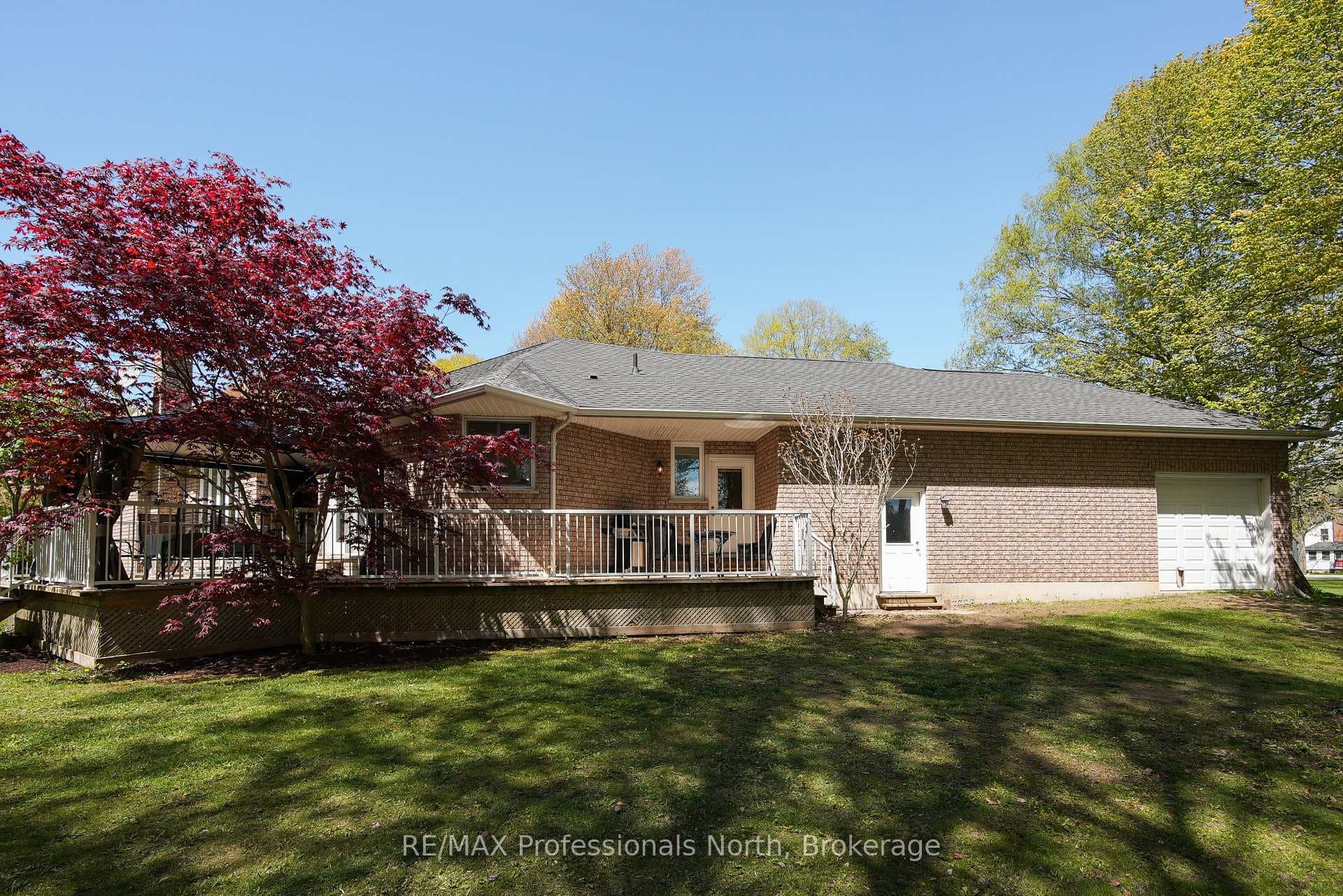 9883 Graham Road photo 34