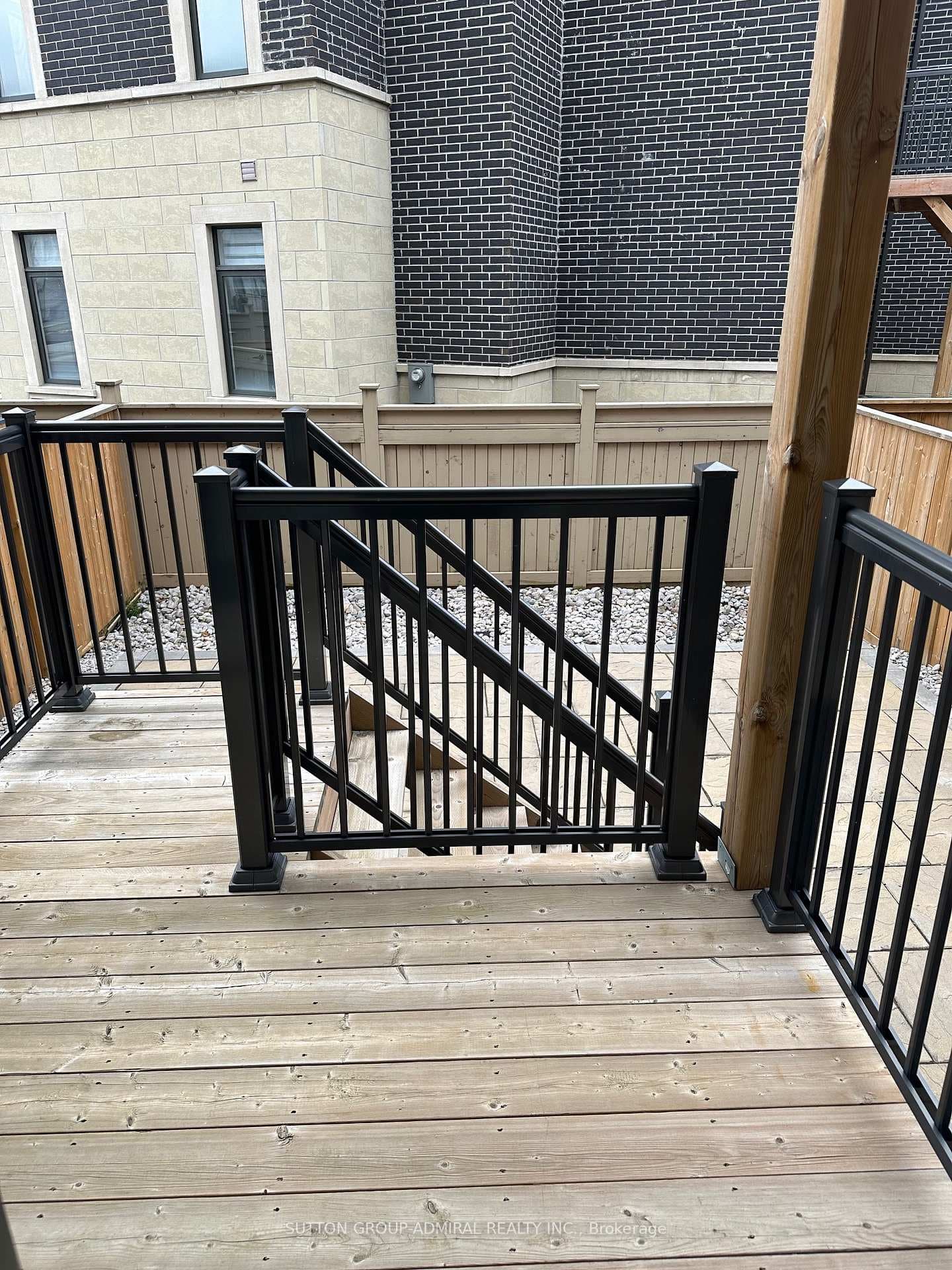 11 Arianna Crescent photo 8