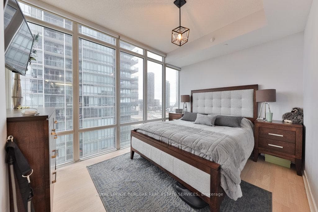 88 Park Lawn Road Unit 1511 photo 31
