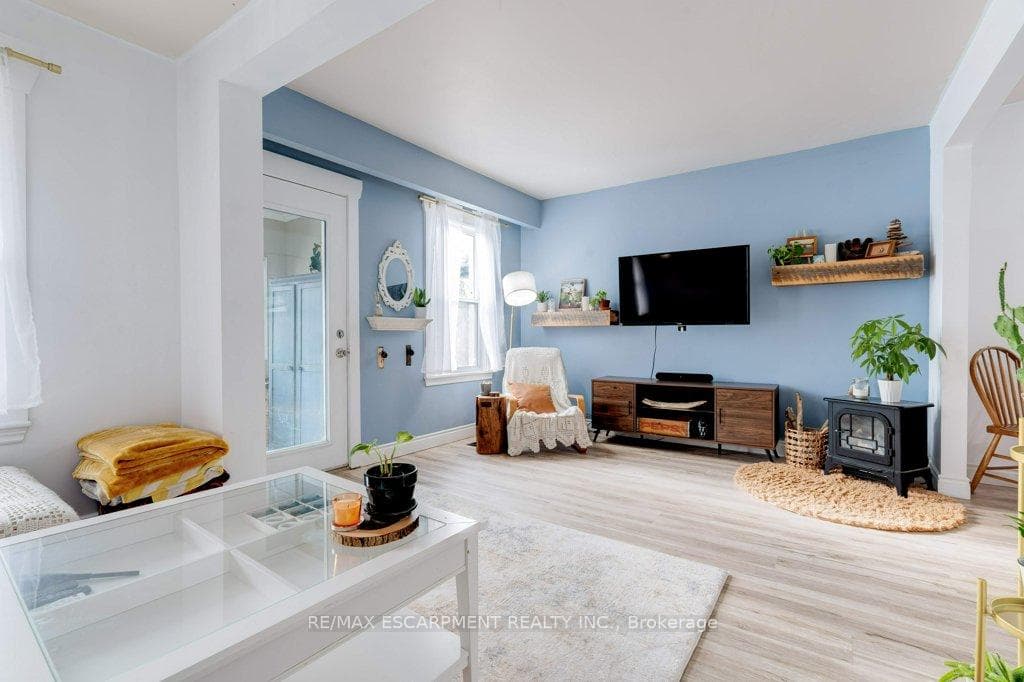 84 East 24th Street photo 6