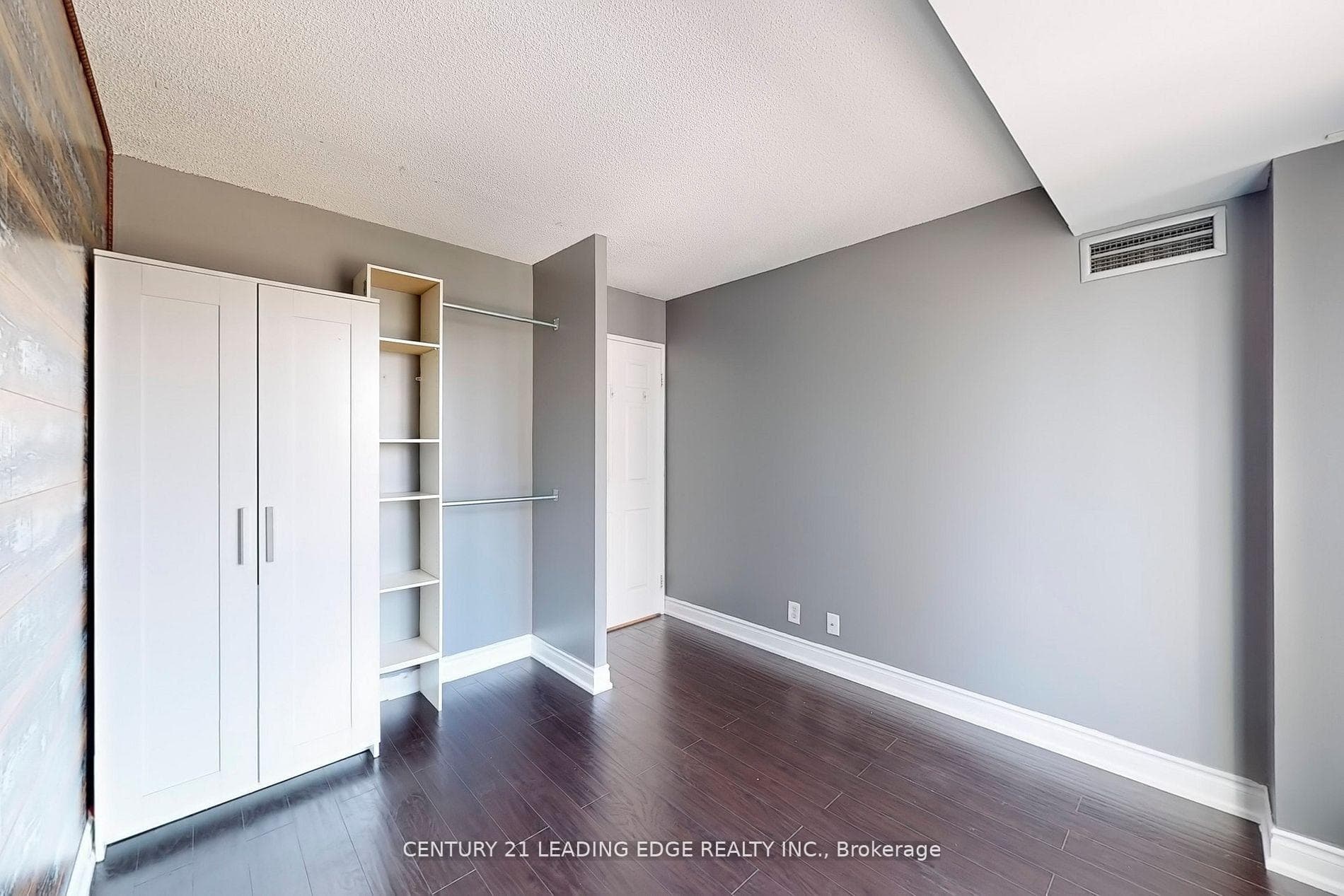 8 Lee Centre Drive Unit 1013 photo 23