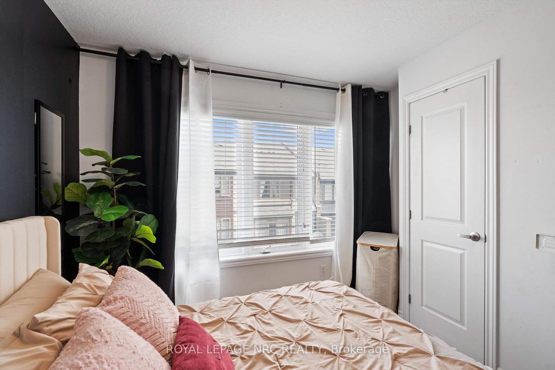 5000 Connor Drive Unit 17 photo 23