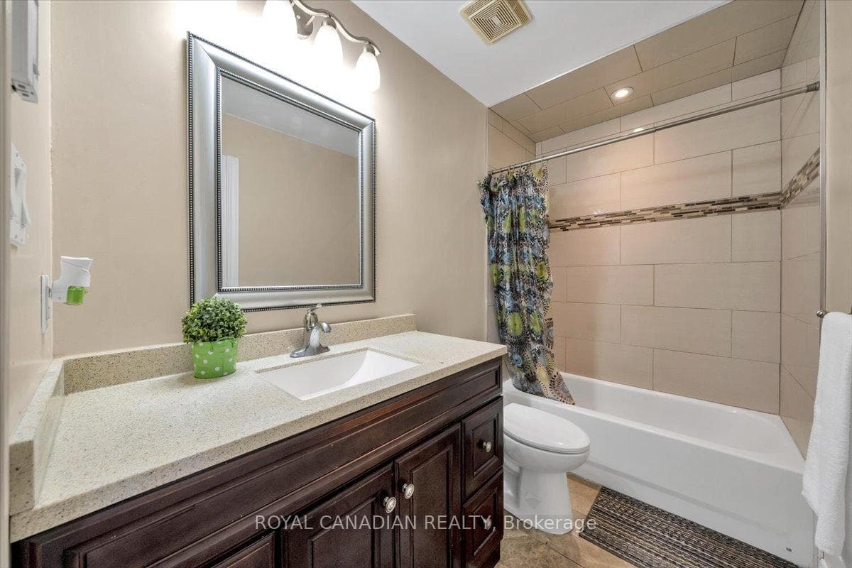 47 Smales Drive photo 26