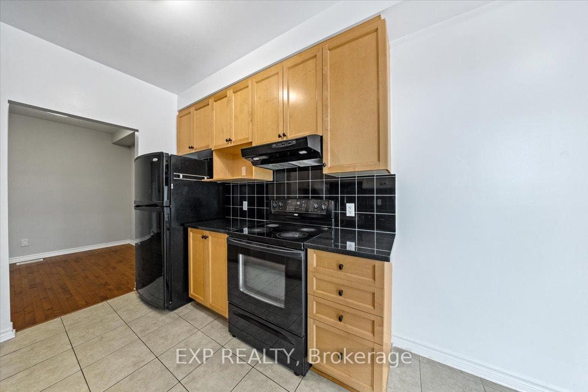 264 Bradwell Way photo 18