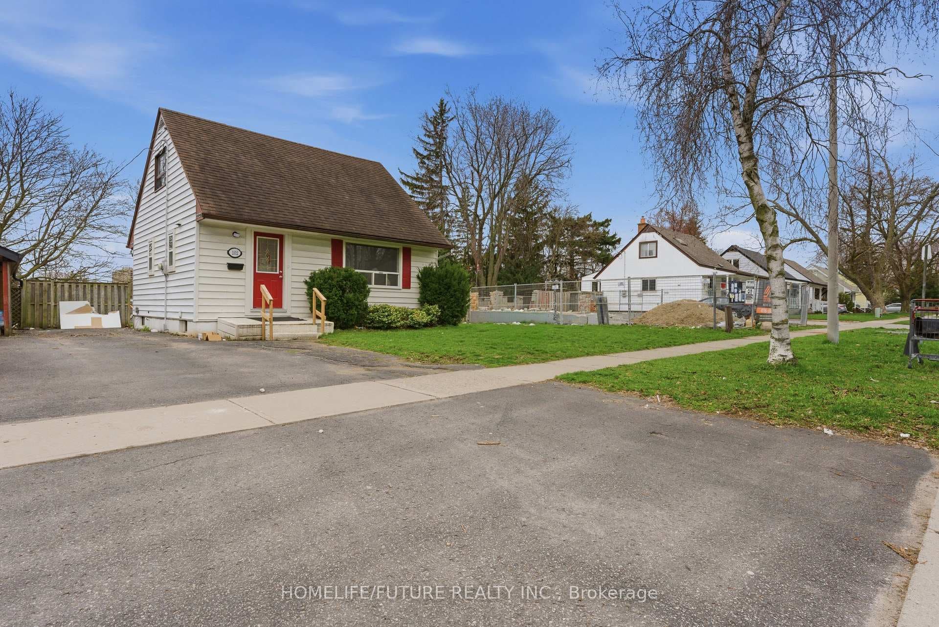 102 Kings Crescent photo 6