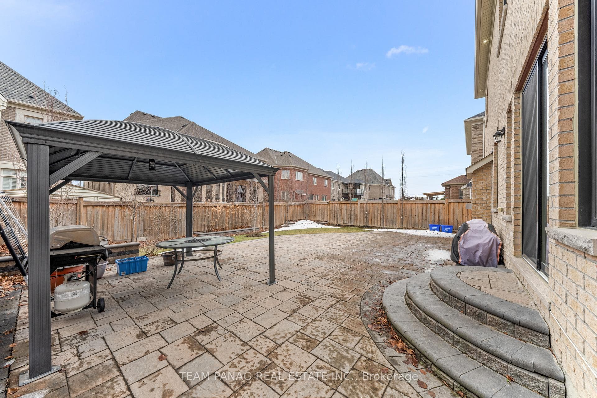 4 Rockton Court photo 38