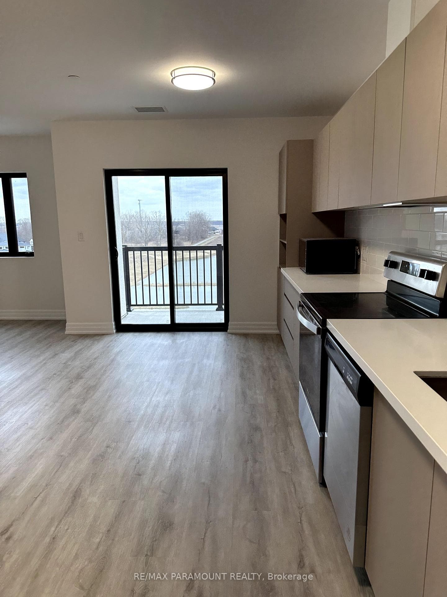 7333 MEO Boulevard Unit 611 photo 3