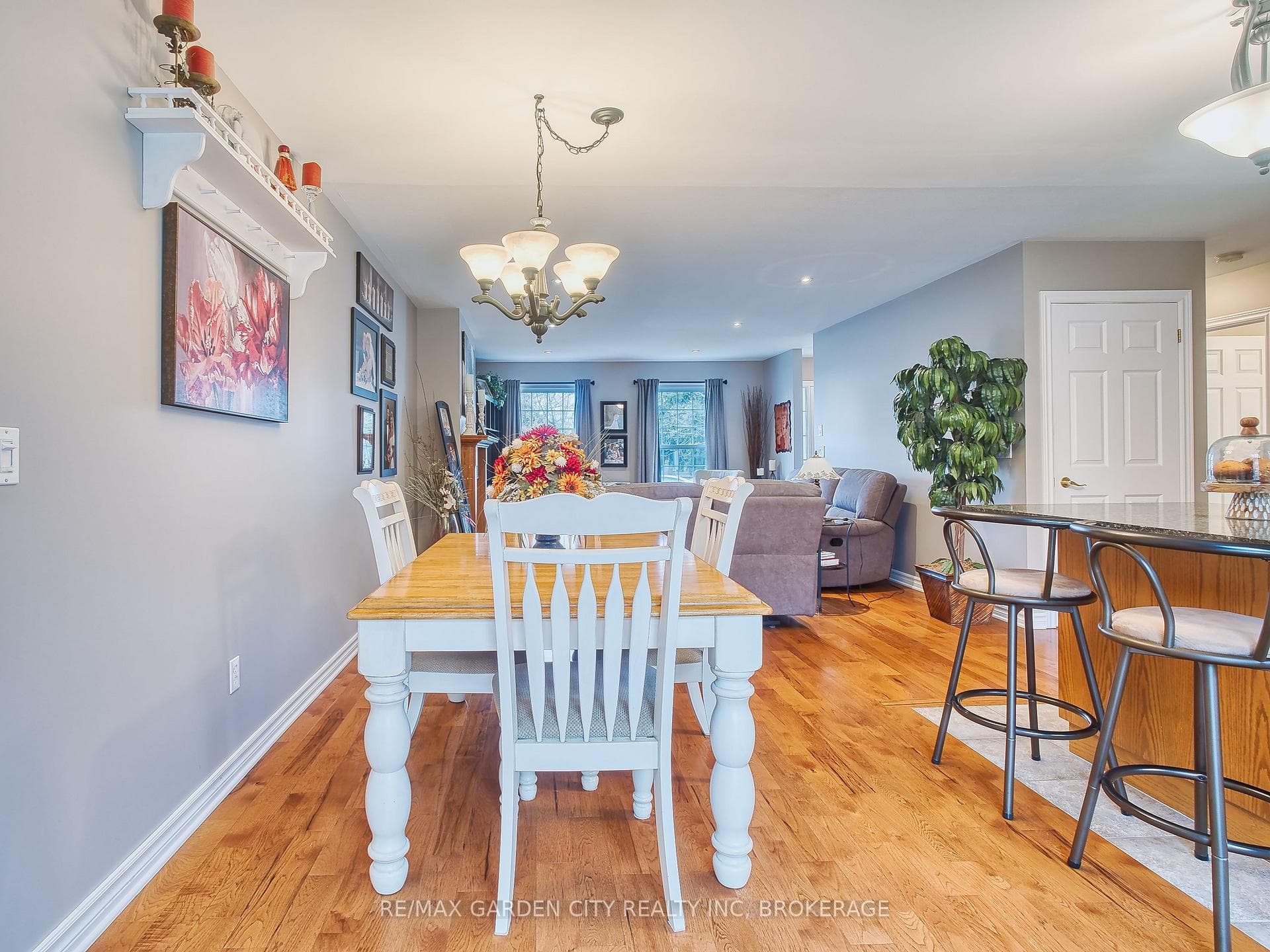 785 Foss Road photo 28