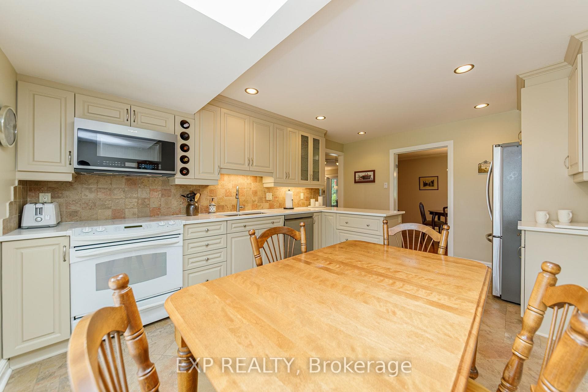 1299 Fairway Drive photo 12