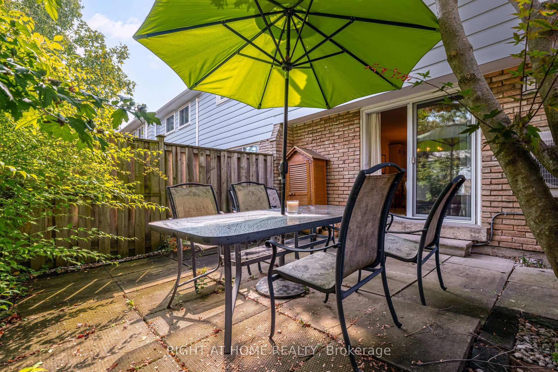 2067 Marine Drive Unit 9 photo 22