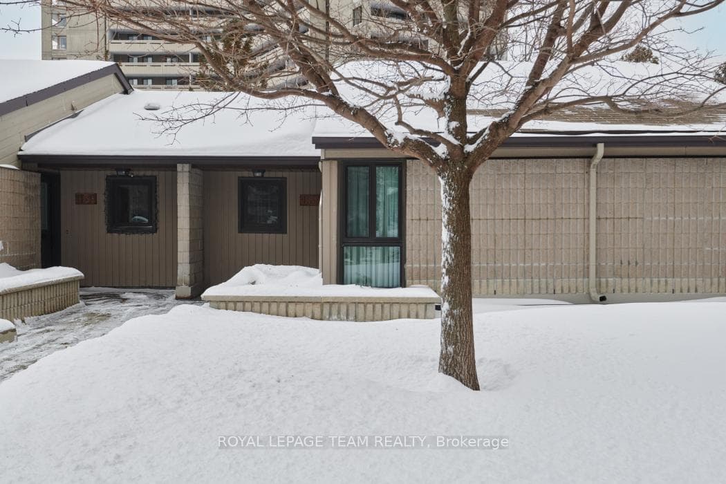 1137 Ambleside Drive photo 1