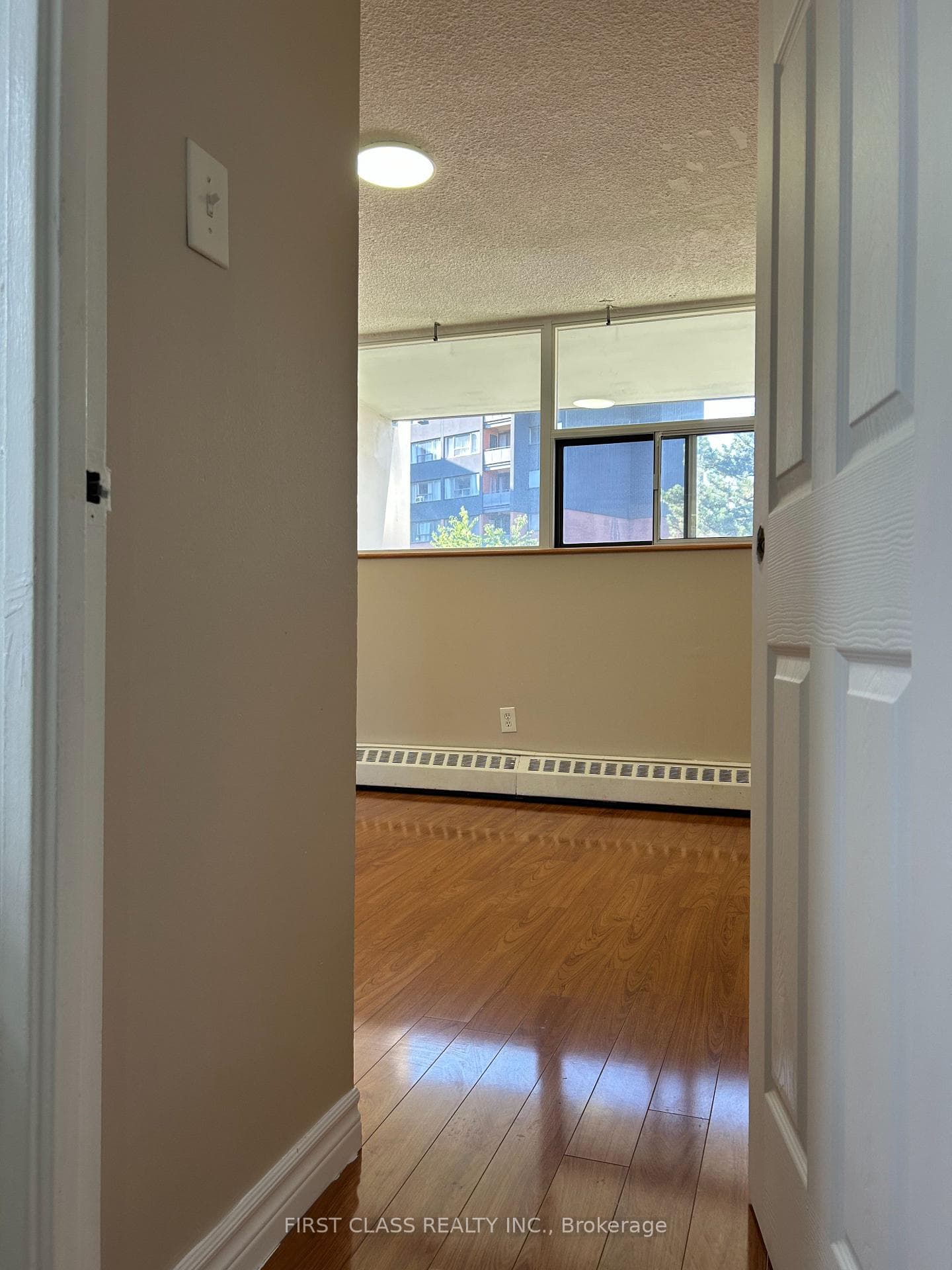 2121 Roche Court Unit 106 photo 19