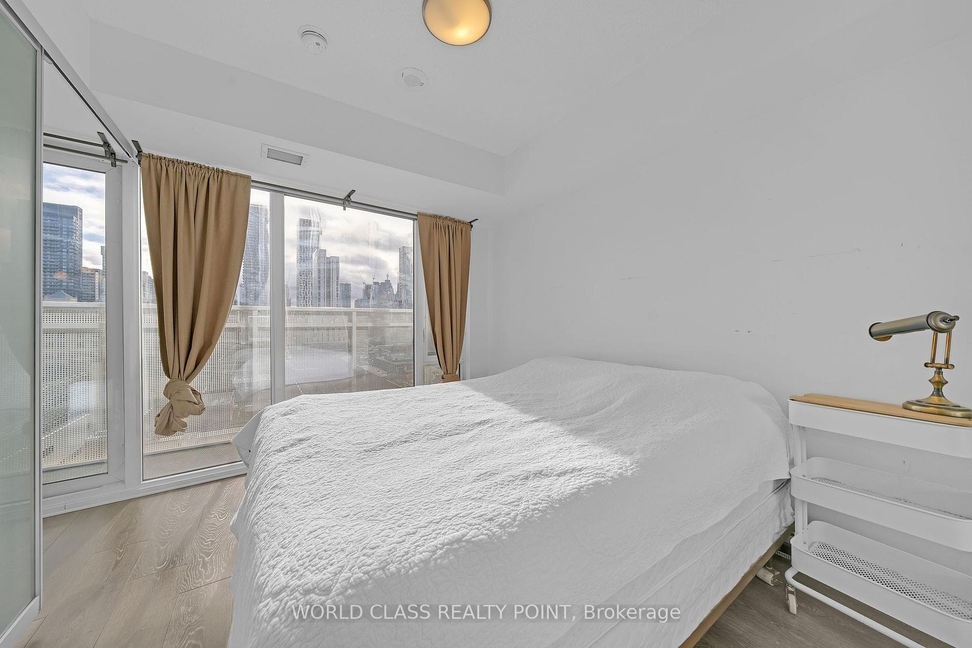 89 McGill Street Unit 1010 photo 13