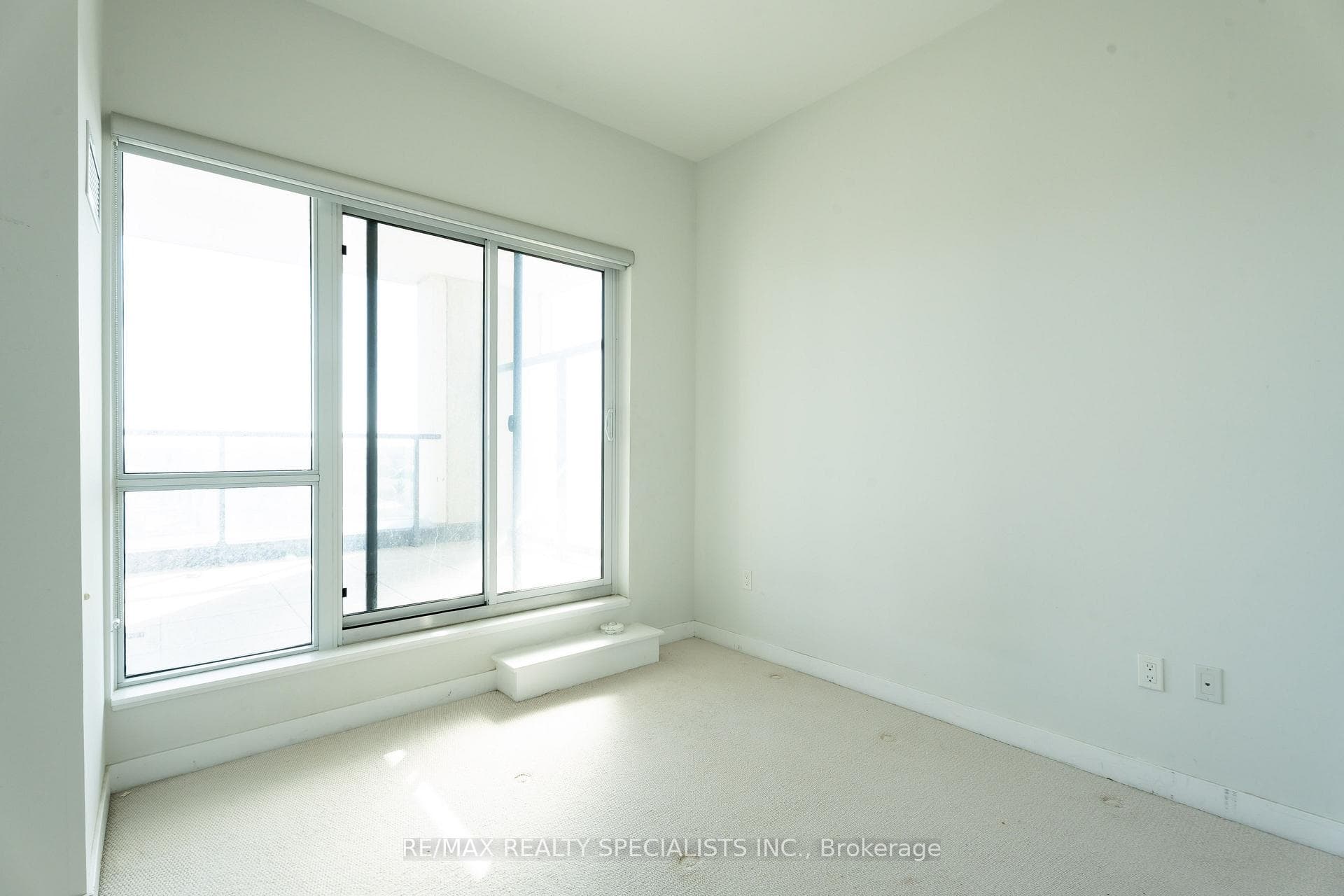 4055 Parkside Village Drive Unit 523 photo 24