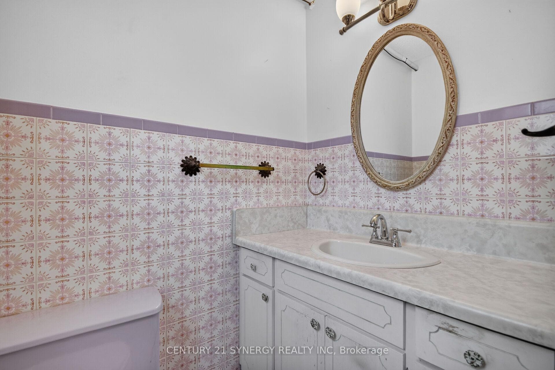 974 Greenbriar Avenue photo 21