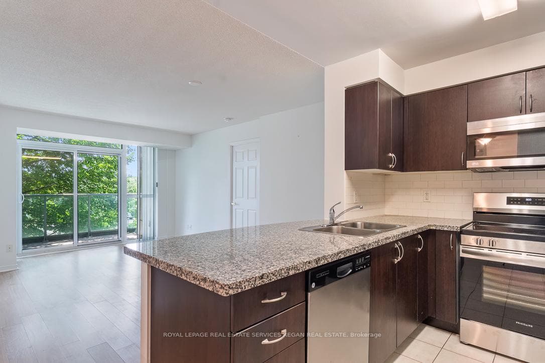 4900 Glen Erin Drive Unit 207 photo 5