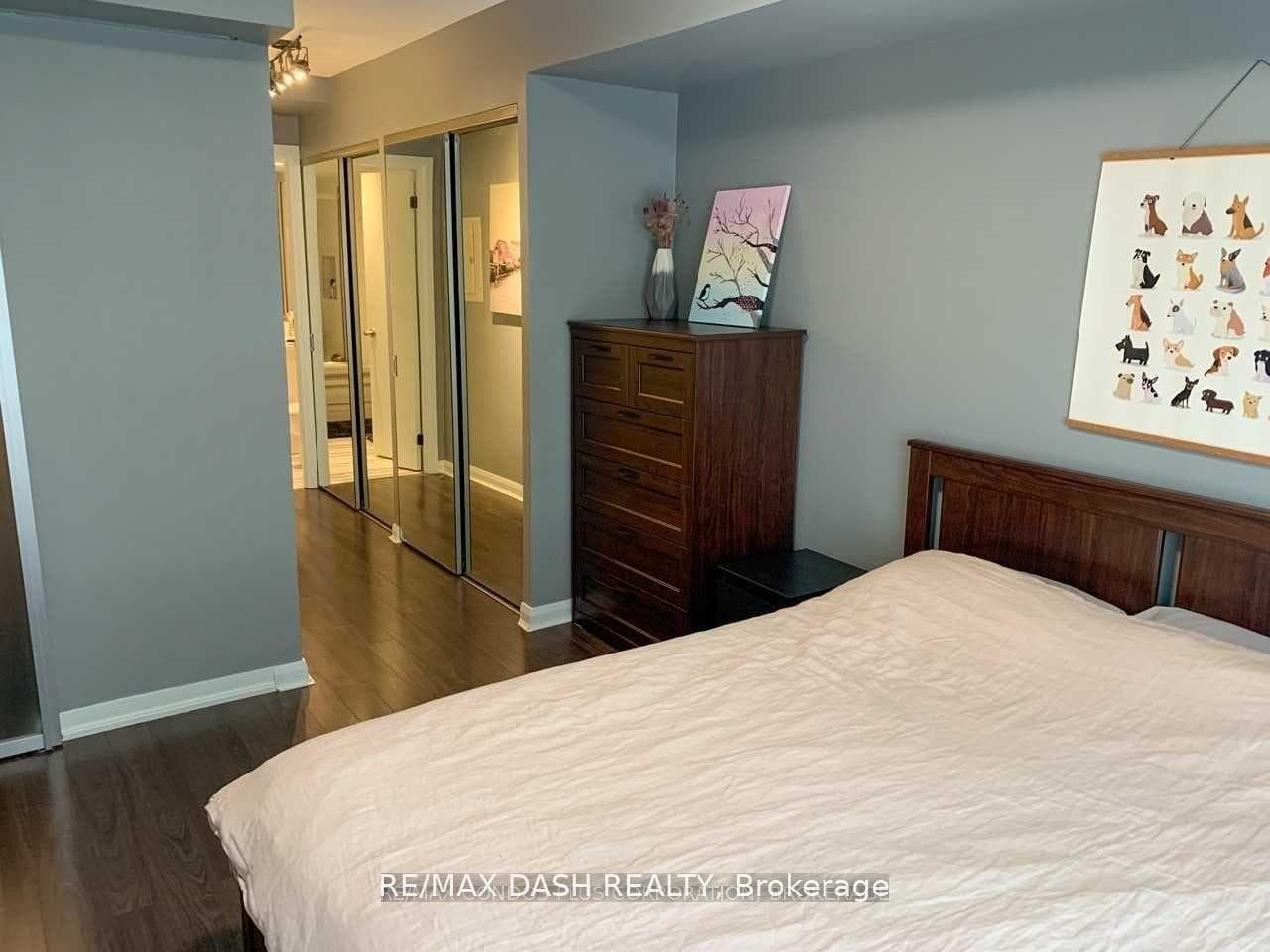 18 Beverley Street Unit 413 photo 12