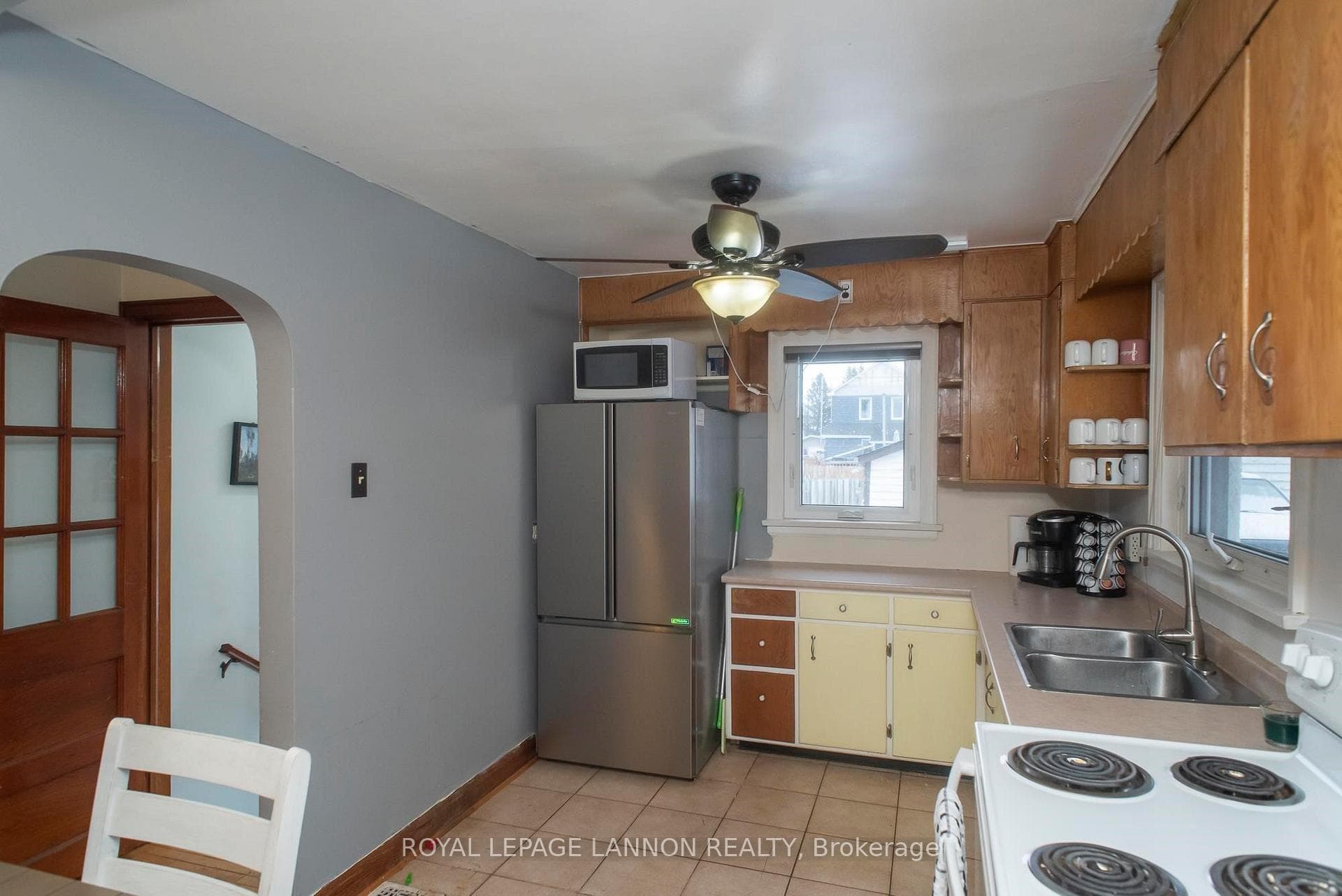 1328 Mountdale Avenue photo 6
