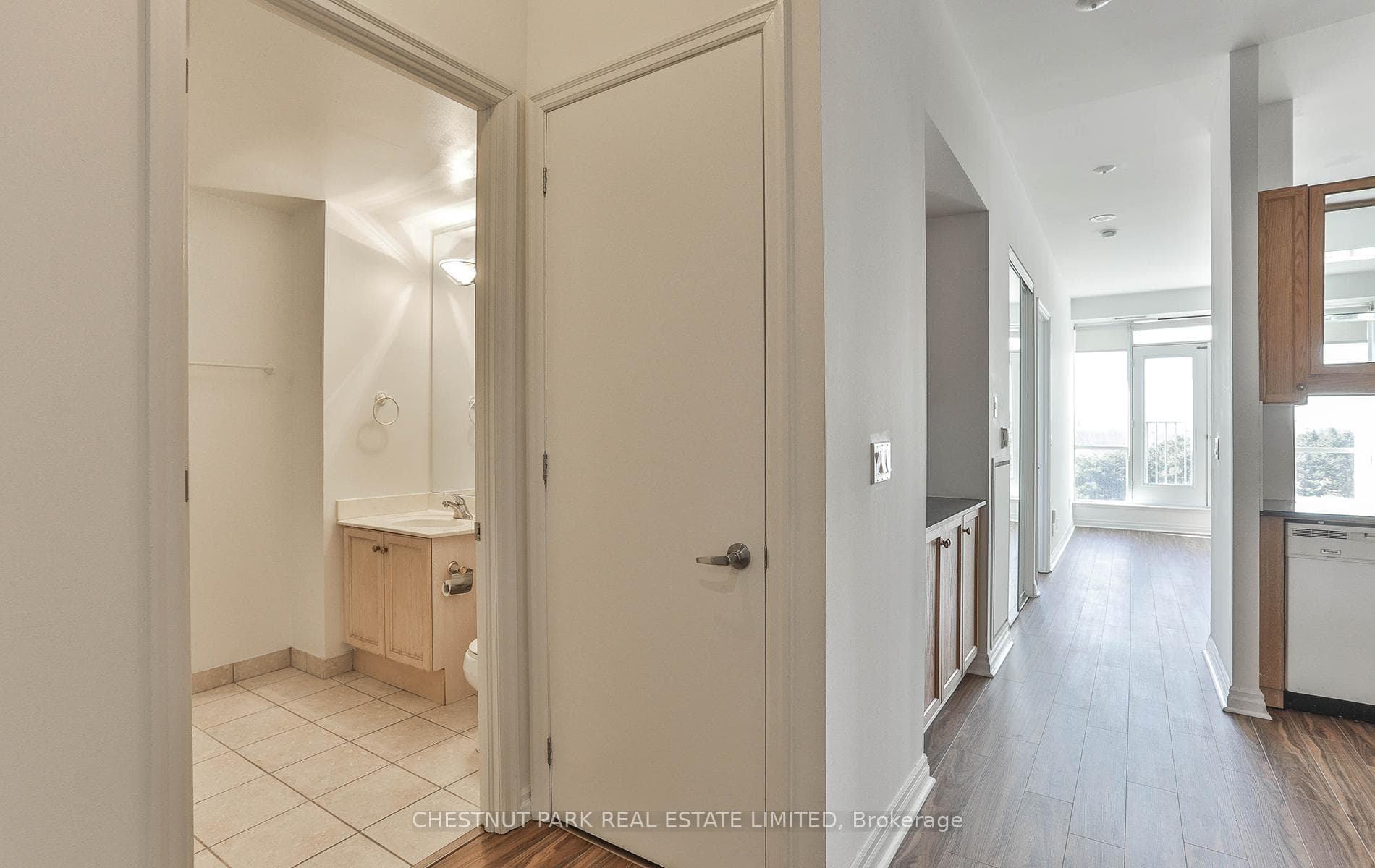 797 Don Mills Road Unit 404 photo 8