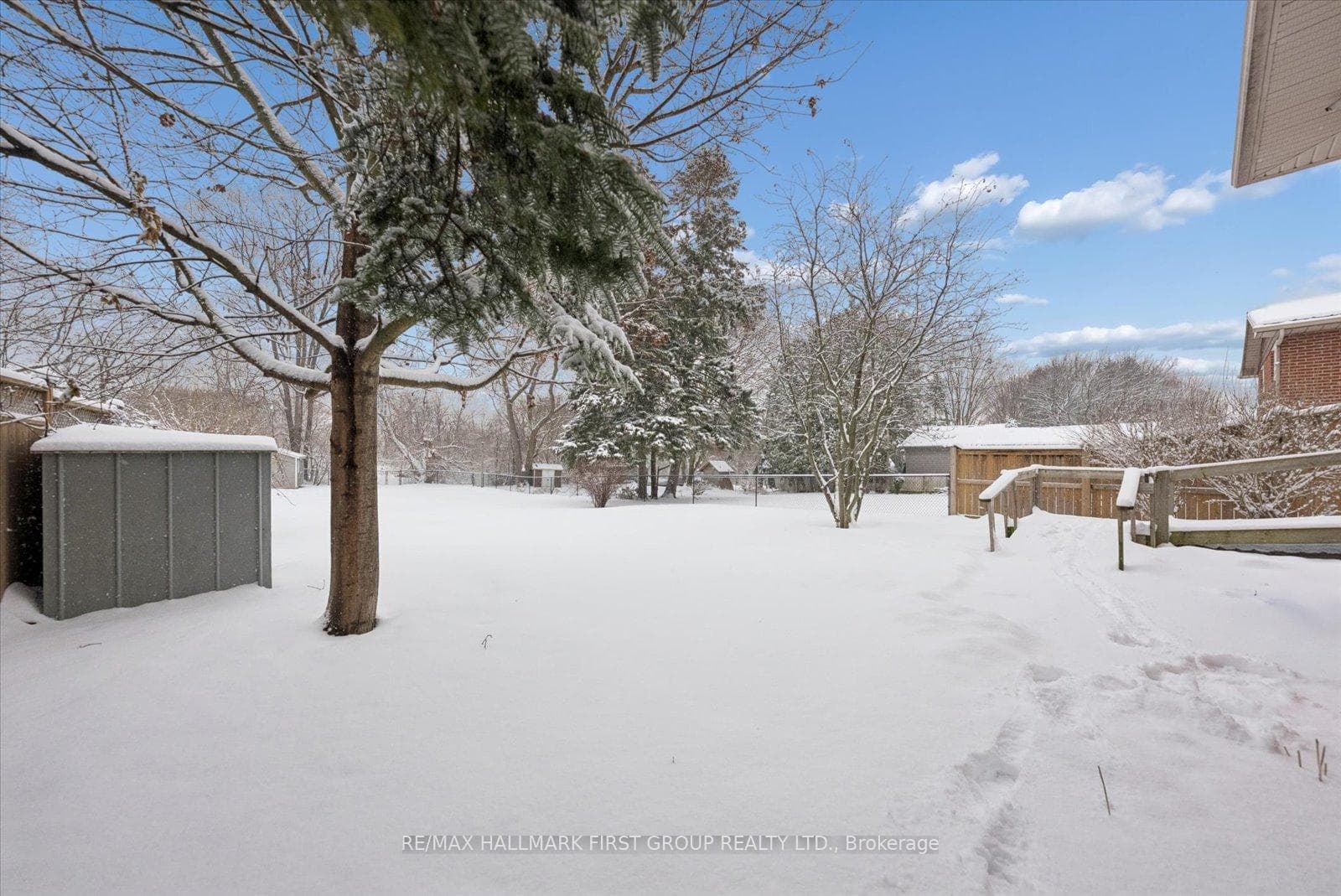 553 Harmony Road photo 41