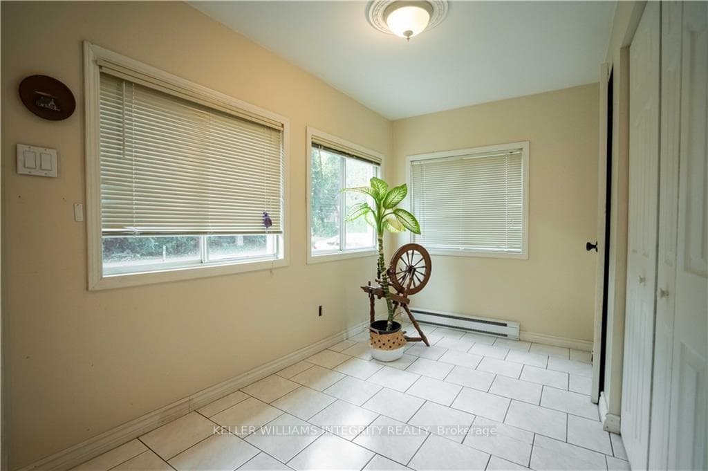 6399 CAIRN VIEW Road photo 8