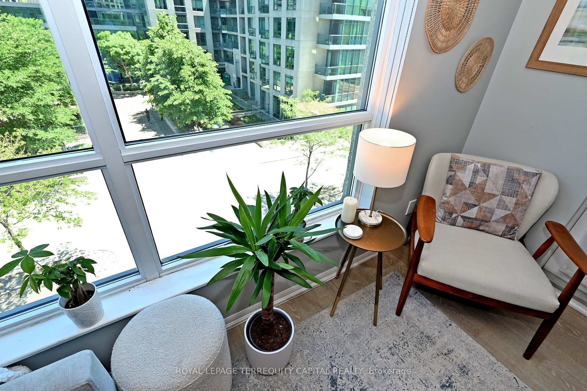 219 Fort York Boulevard Unit 405 photo 21