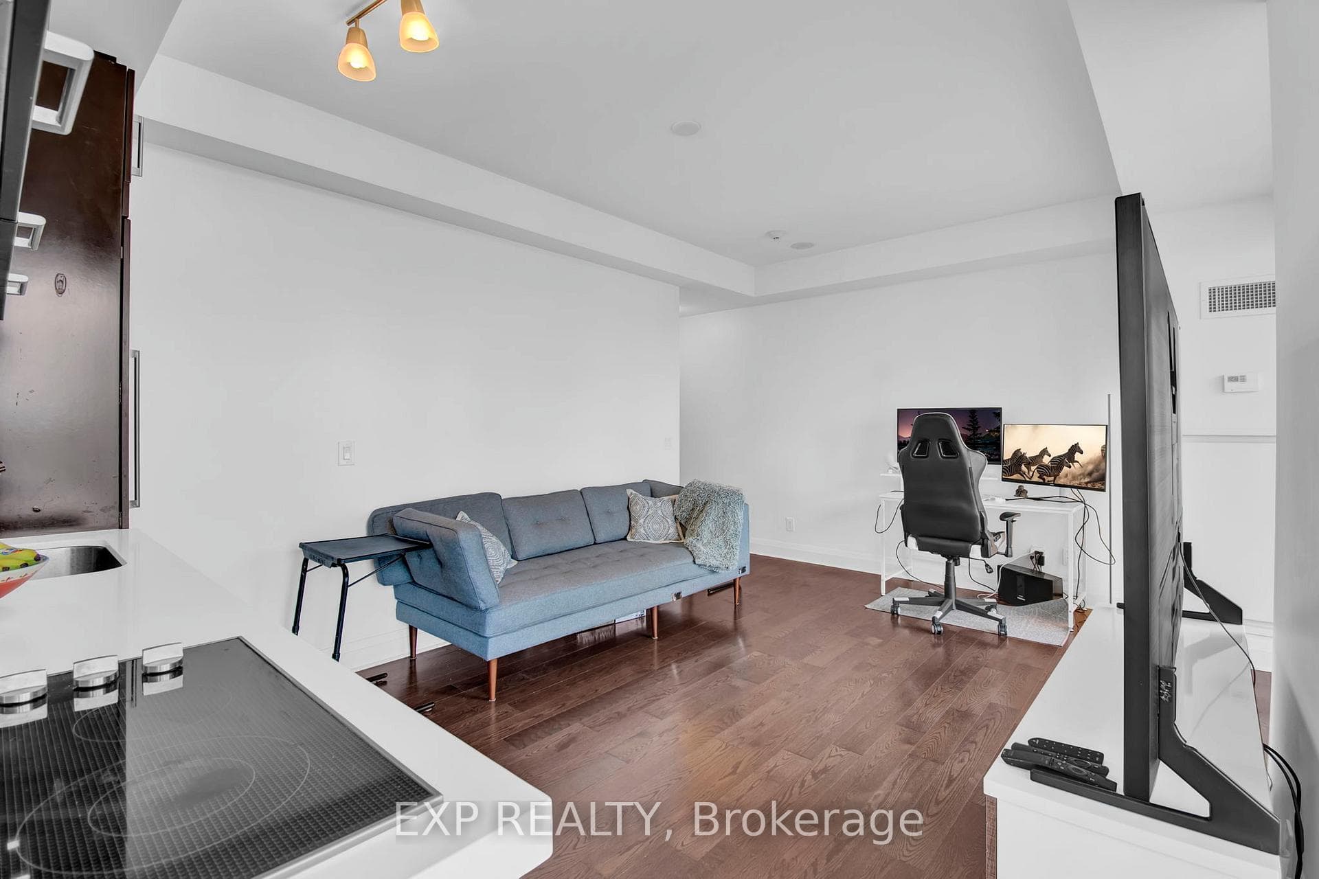 65 St Mary Street Unit 2709 photo 8