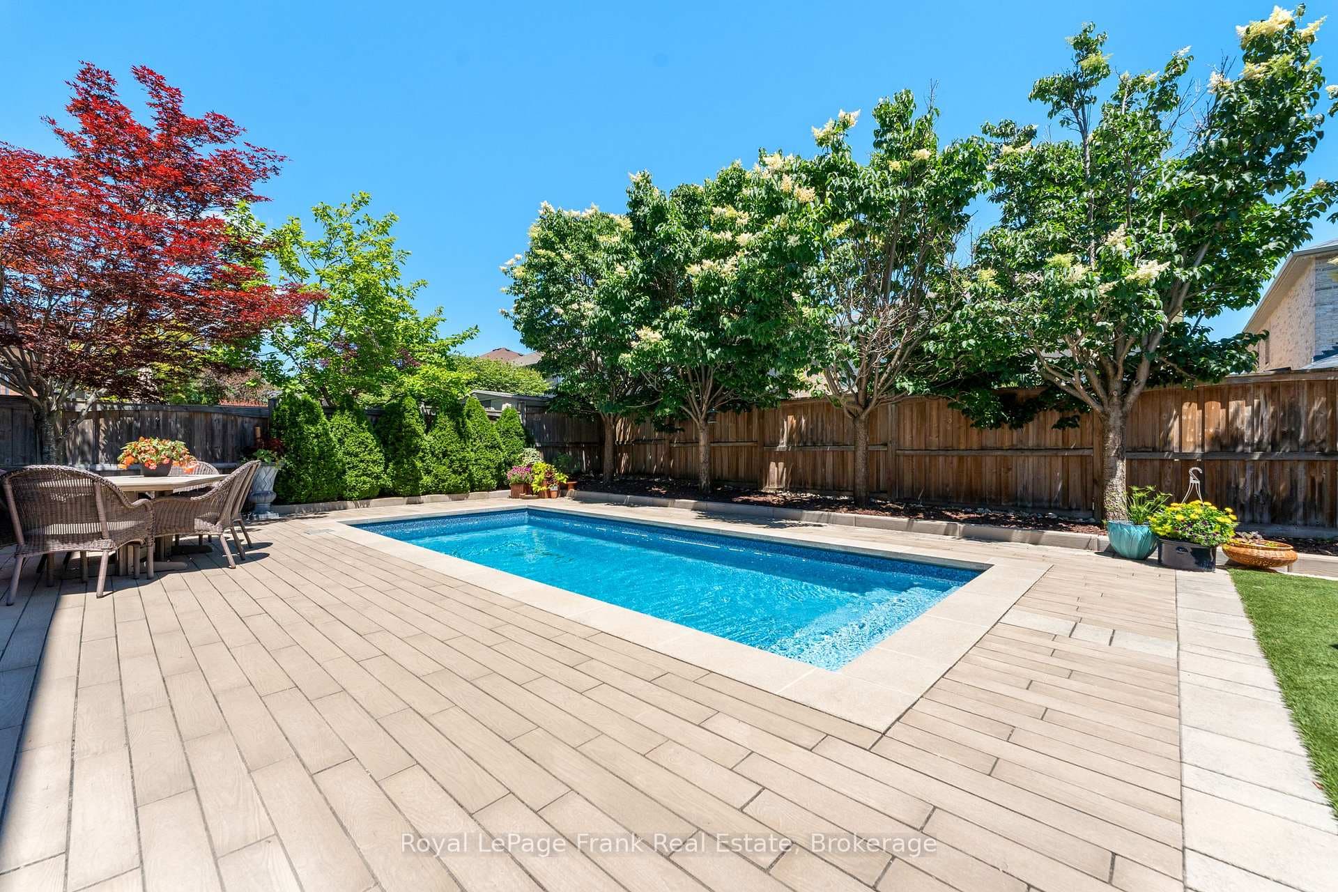 143 Manley Avenue photo 40