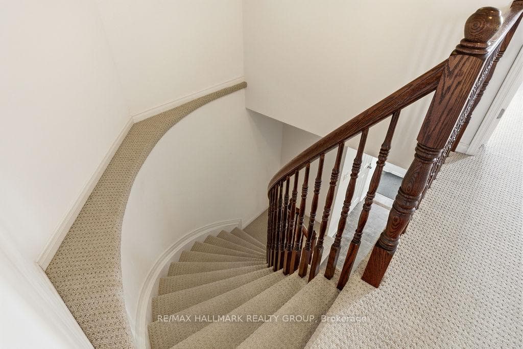 79 Chesapeake Crescent photo 17