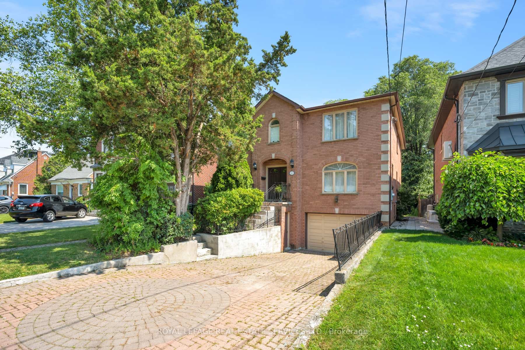 33 Lynnhaven Road photo 1