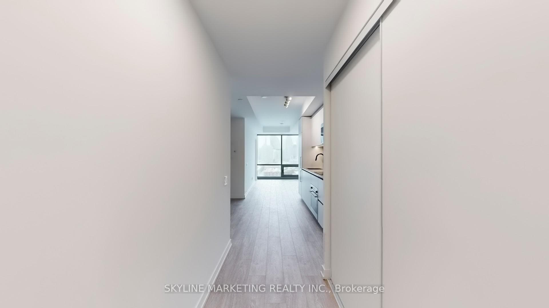 35 Parliament Street Unit 2105 photo 9