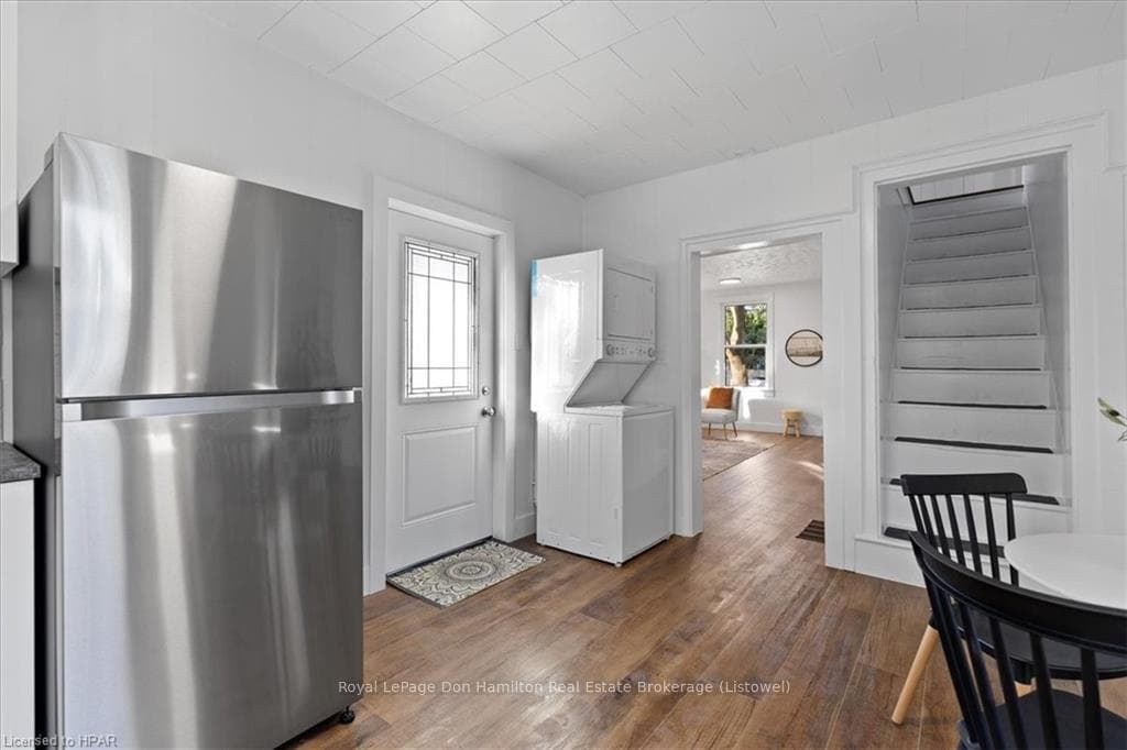 209 MCCONNELL Street photo 16