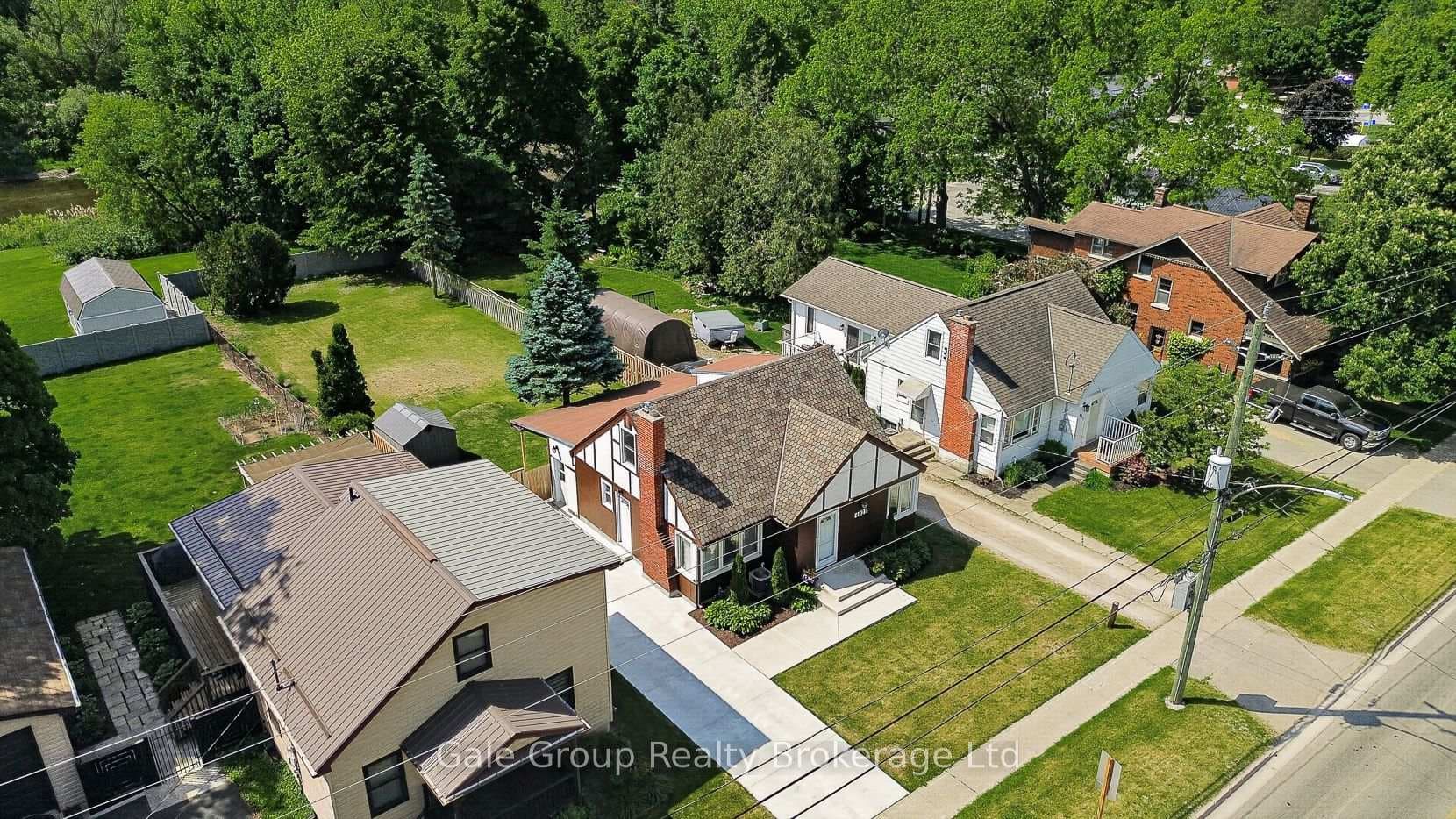 4021 Catherine Street photo 4