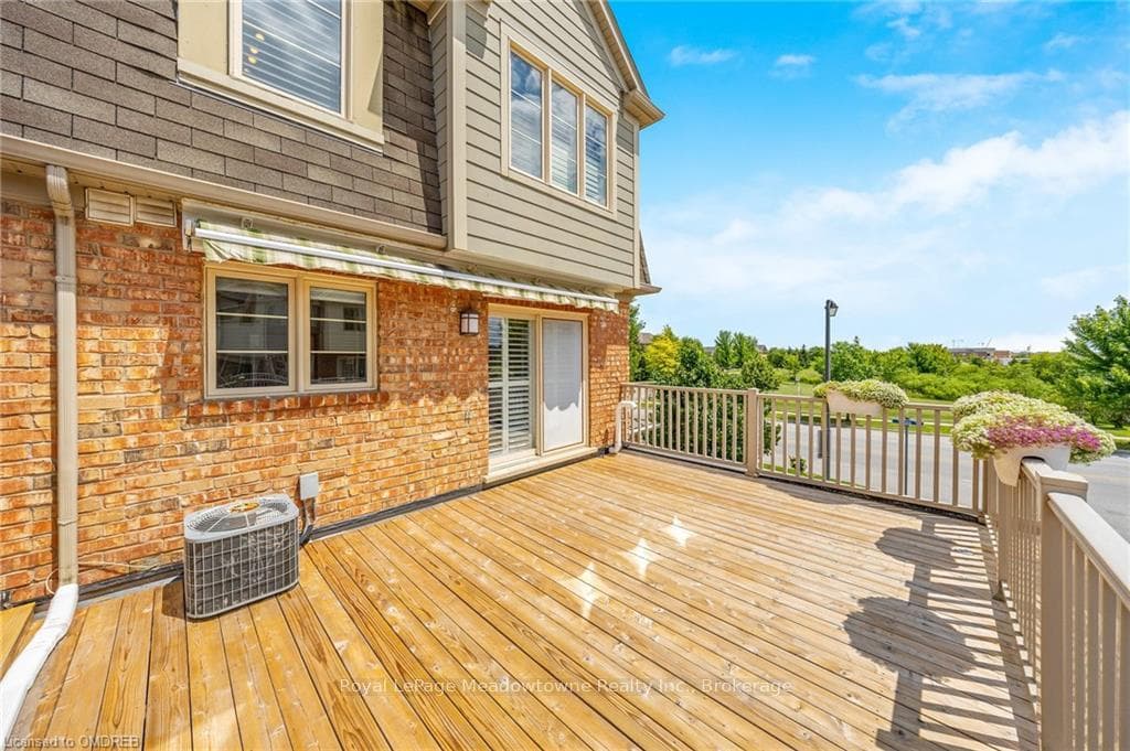 680 HOLLY Avenue photo 40