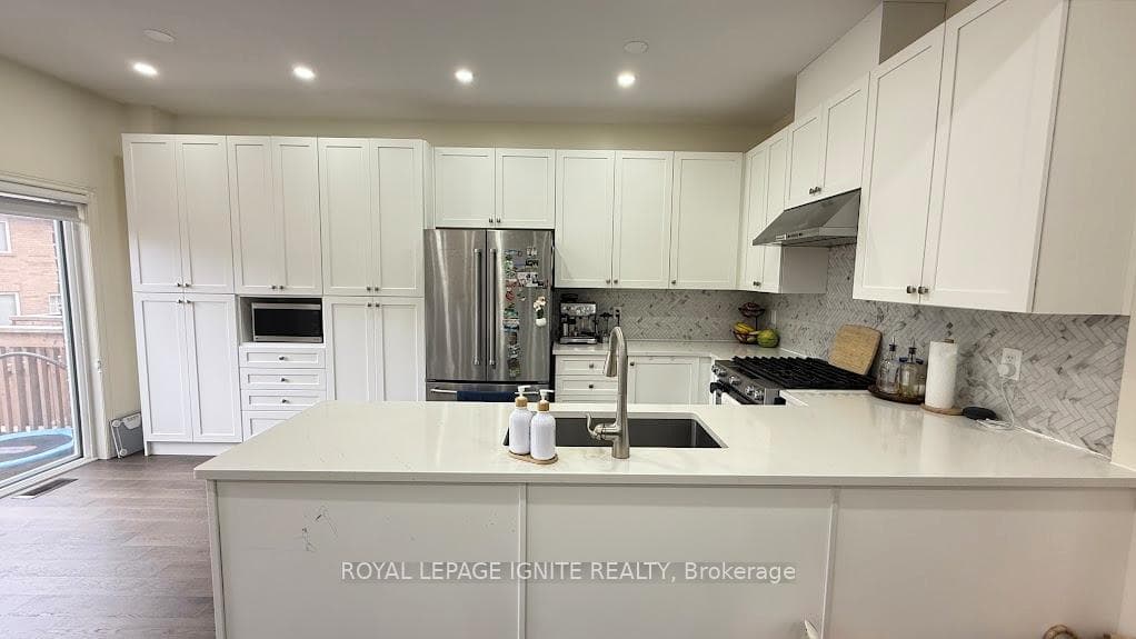 509 Downes Jackson Heights photo 9
