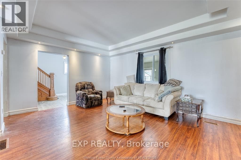 46 Chestnut Street photo 32