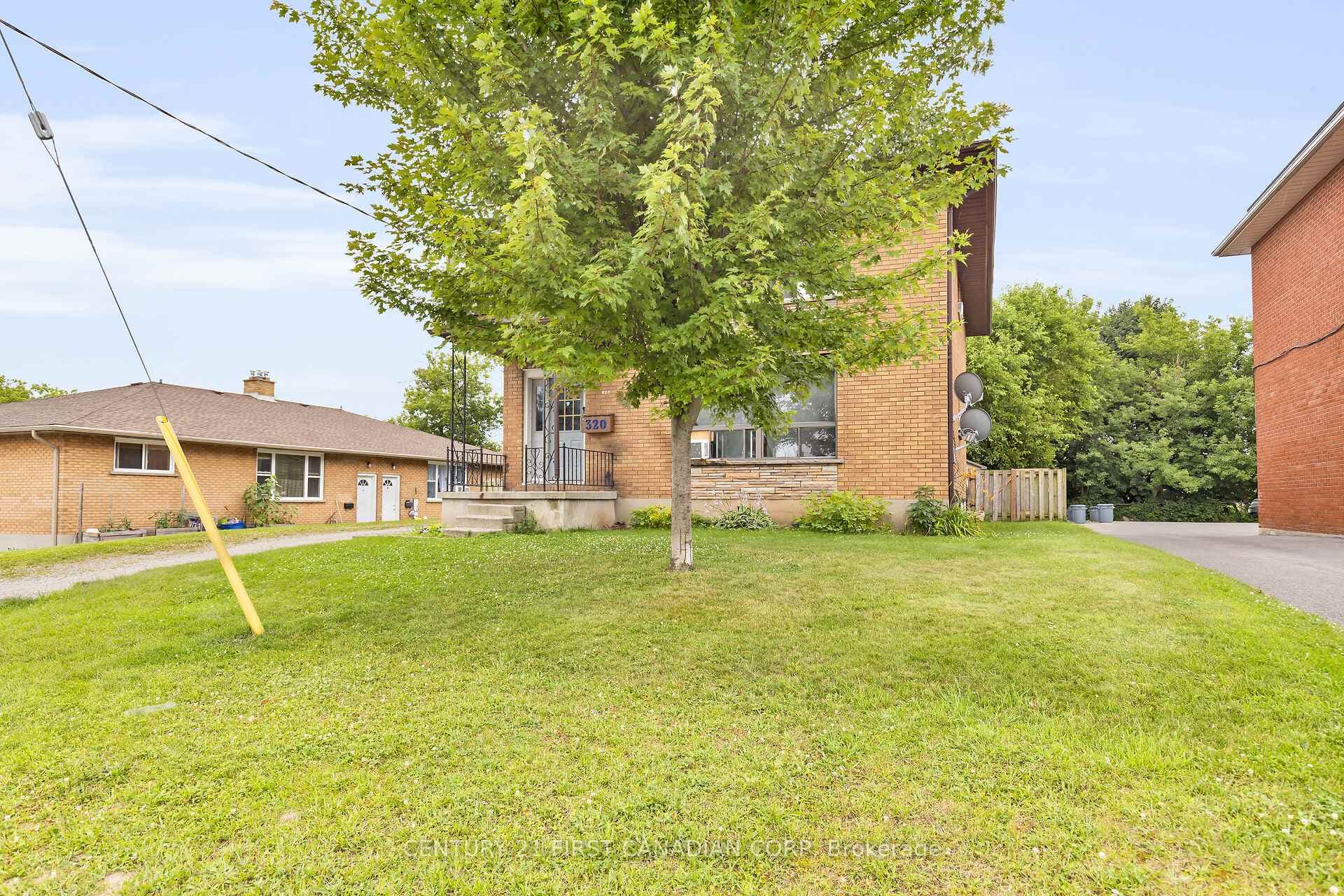 320 Hilton Avenue photo 3