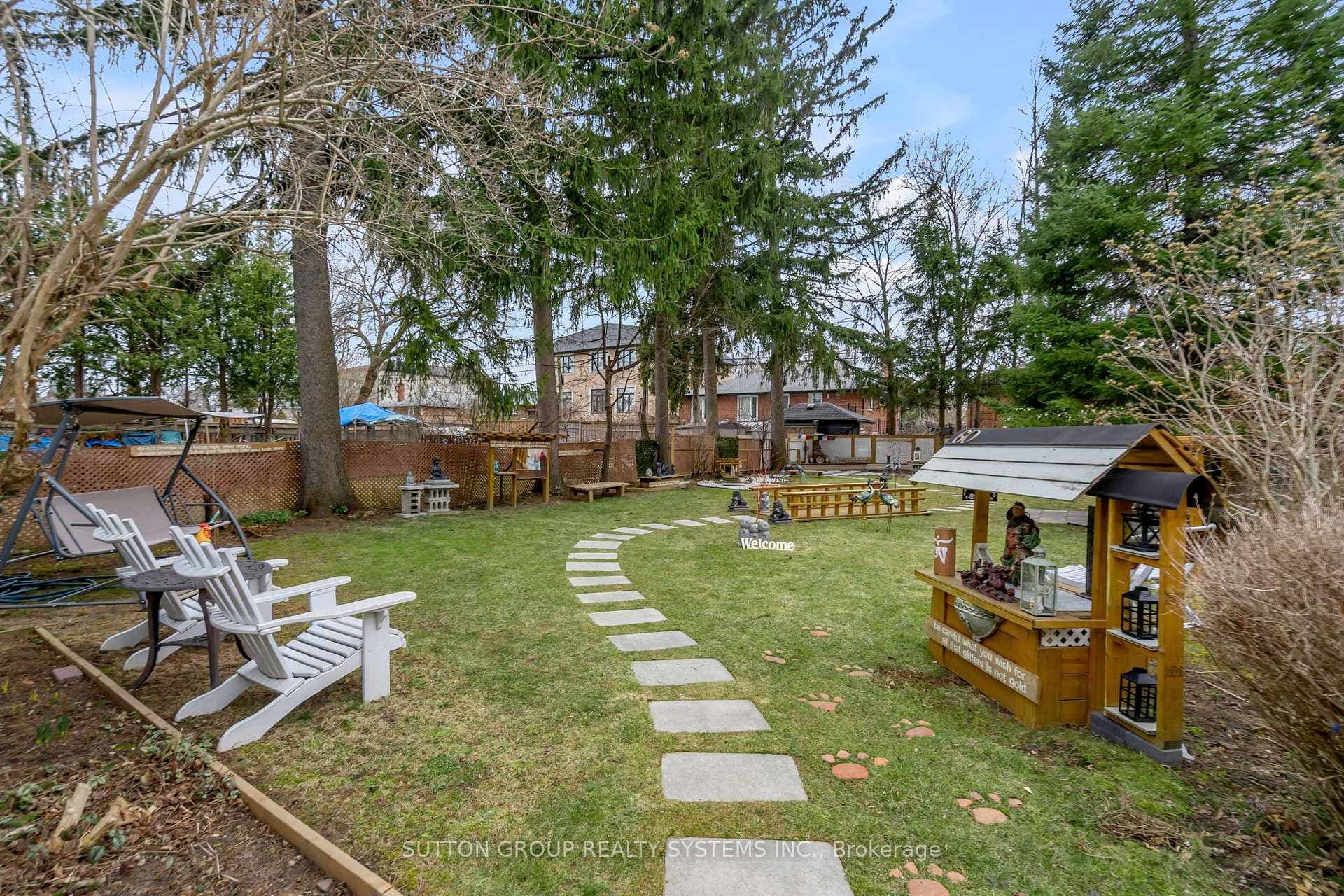60 Shaver Avenue photo 45