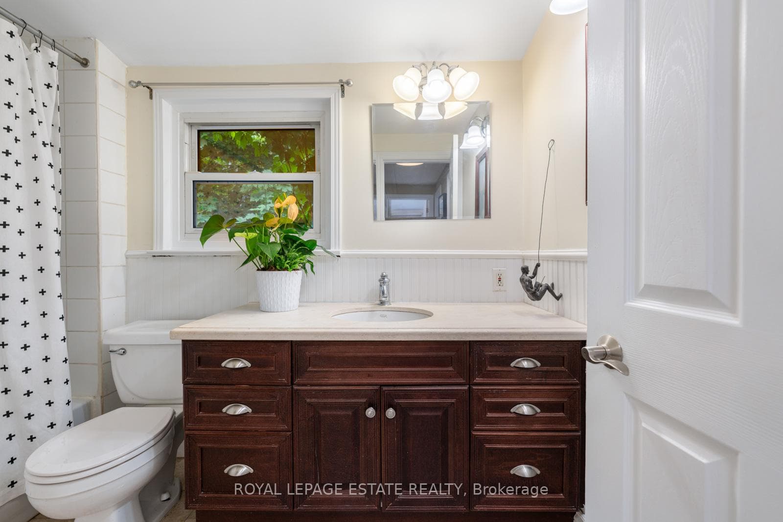 148 Woodfern Drive photo 17