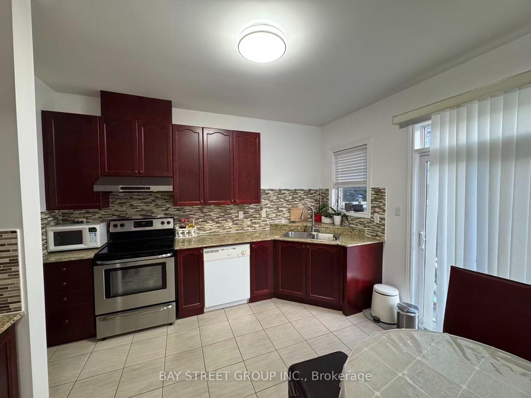 28 Prebble Drive photo 4