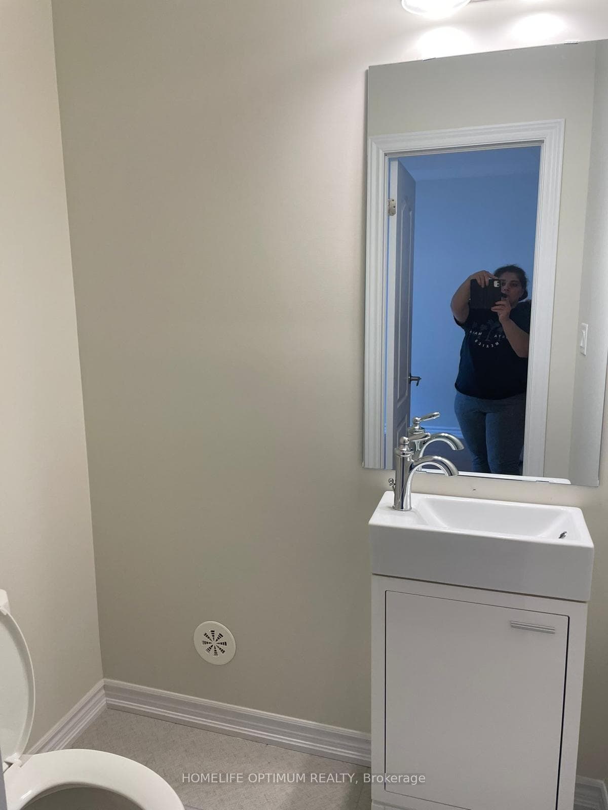 31 Petley Street Unit 6 photo 8